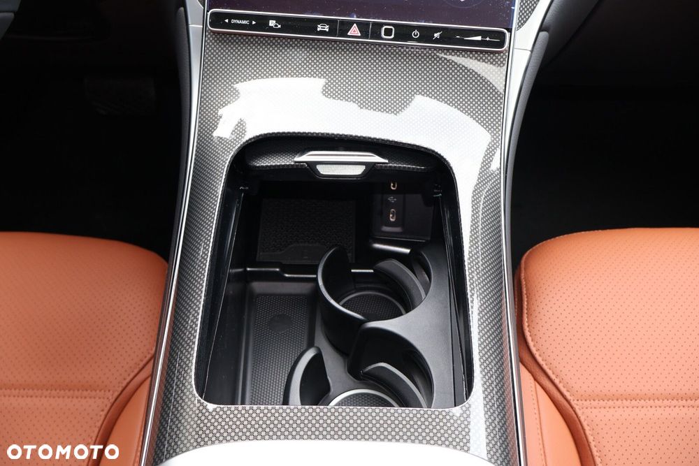 Mercedes-Benz GLC - 16