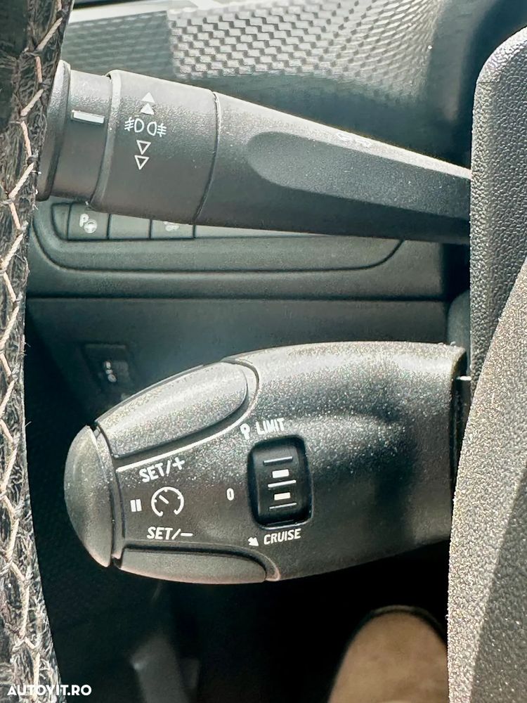 Peugeot 2008 - 17
