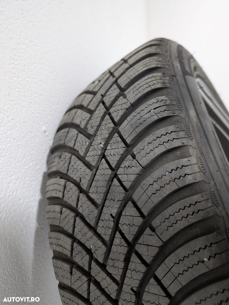 Jante DEZENT TZ 17" cu anvelope noi Hankook 205/55 R17 Winter Icept RS3 95V XL (DOT 2025) - 4