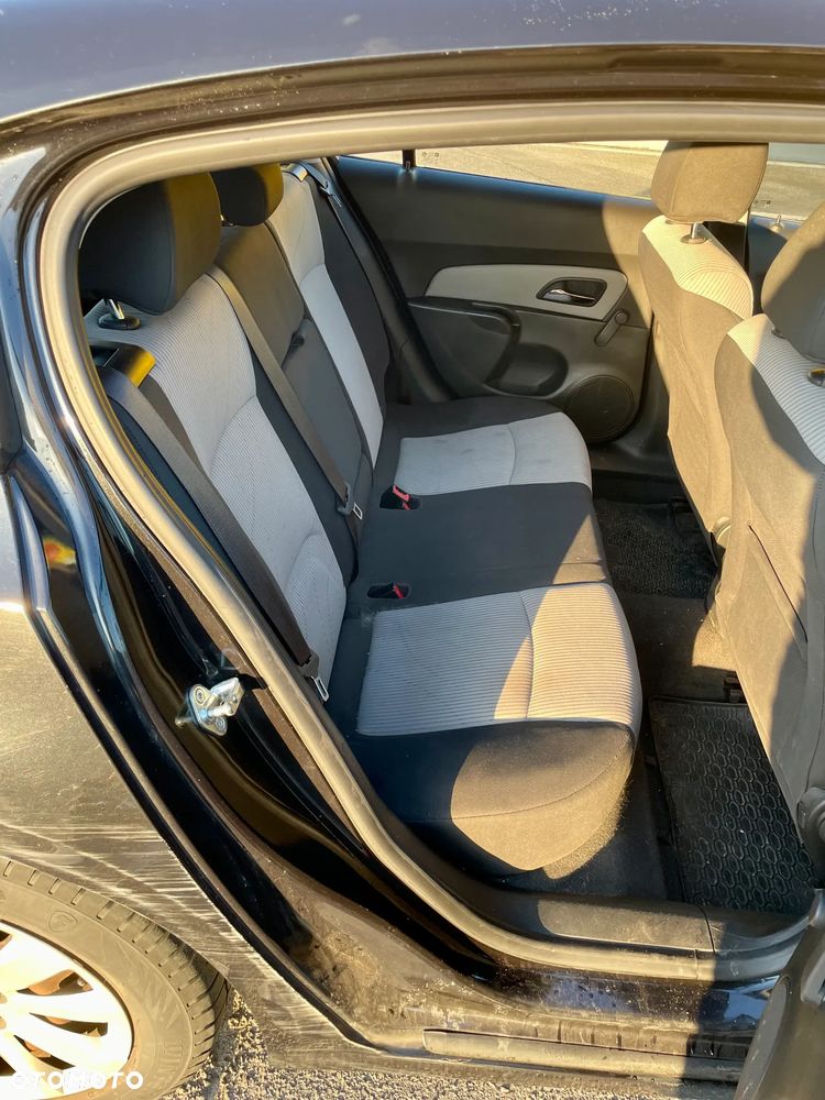 Chevrolet Cruze - 20