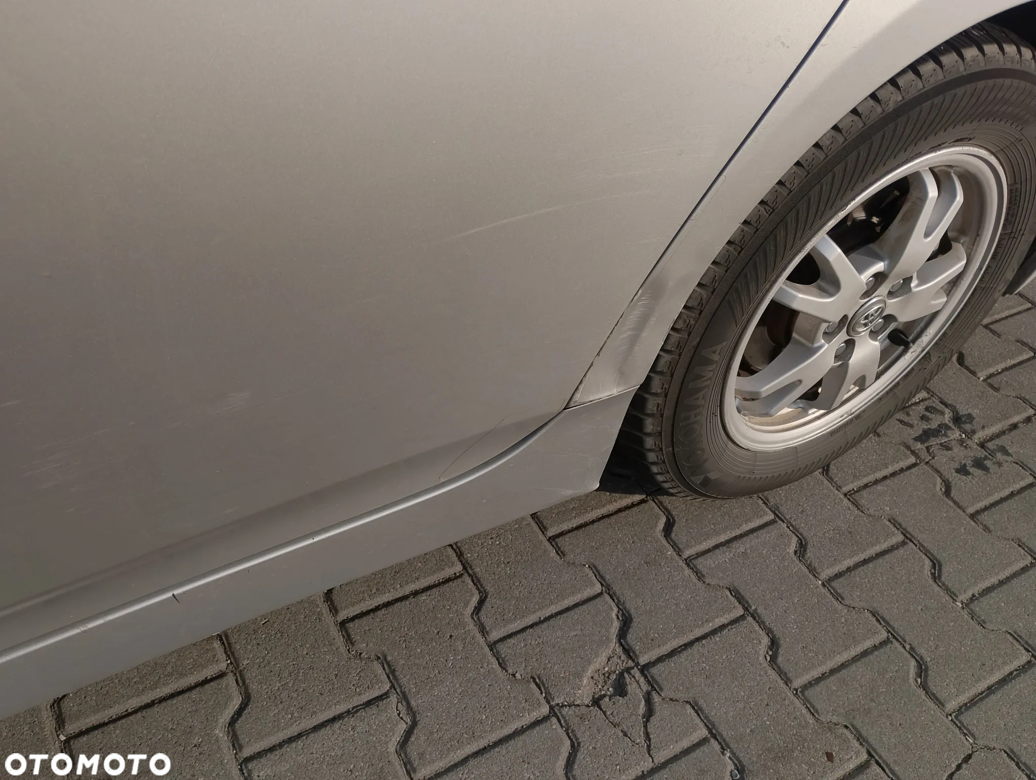Toyota Prius 1.8 HSD Sol - 20