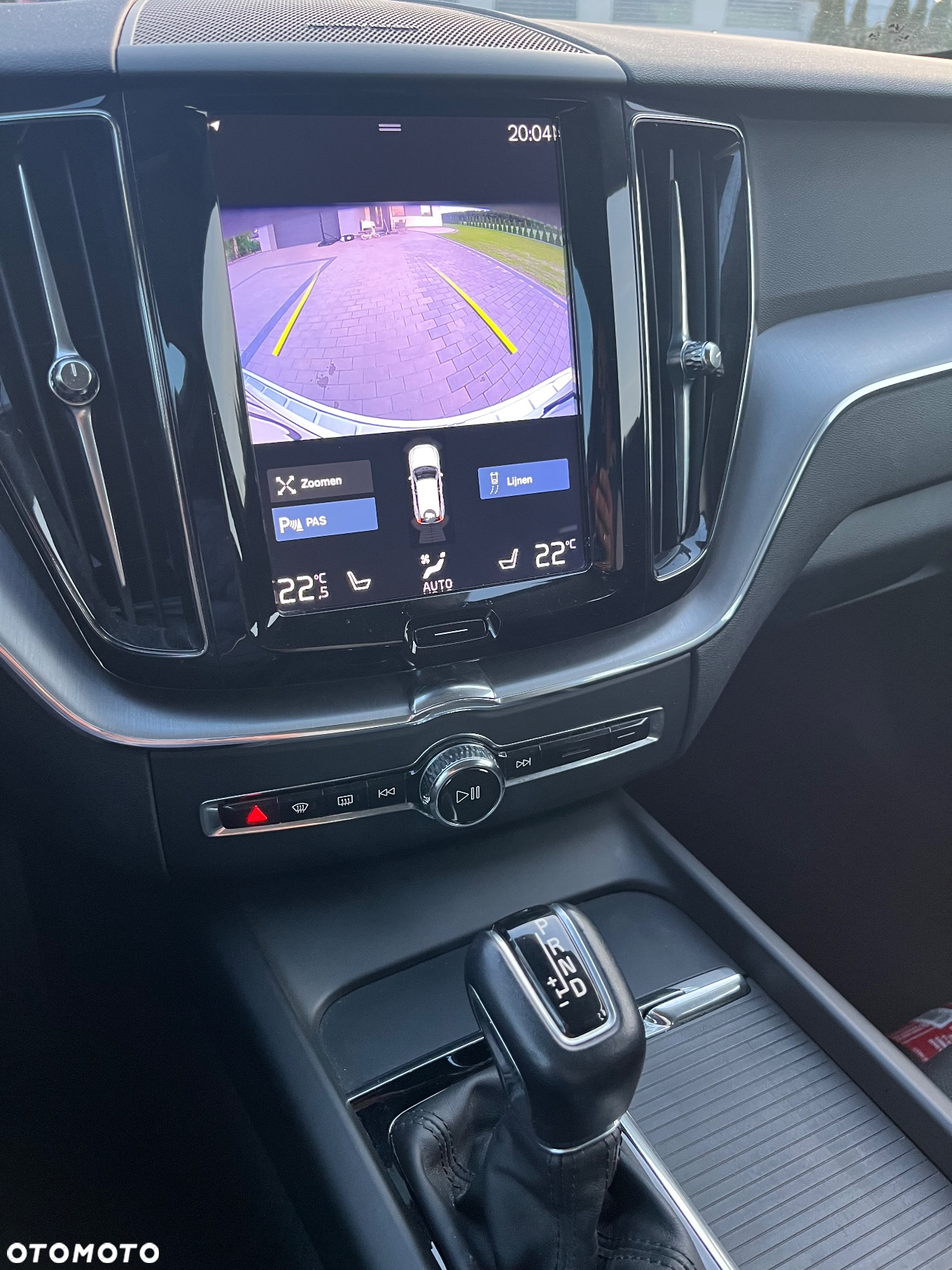 Volvo XC 60 D4 Momentum Pro - 20