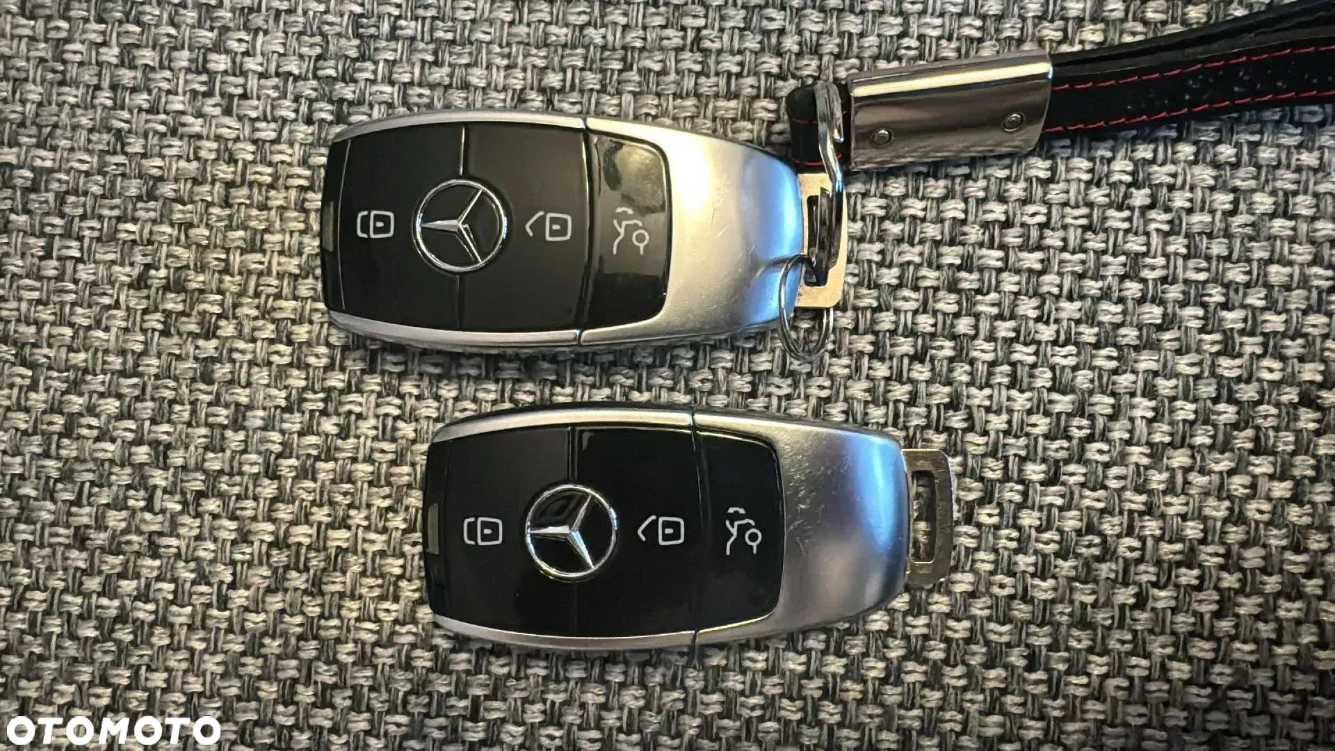 Mercedes-Benz Klasa E 220 d Coupe 4-Matic AMG - 30
