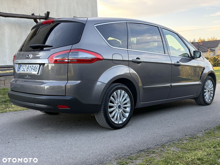 Ford S-Max - 16