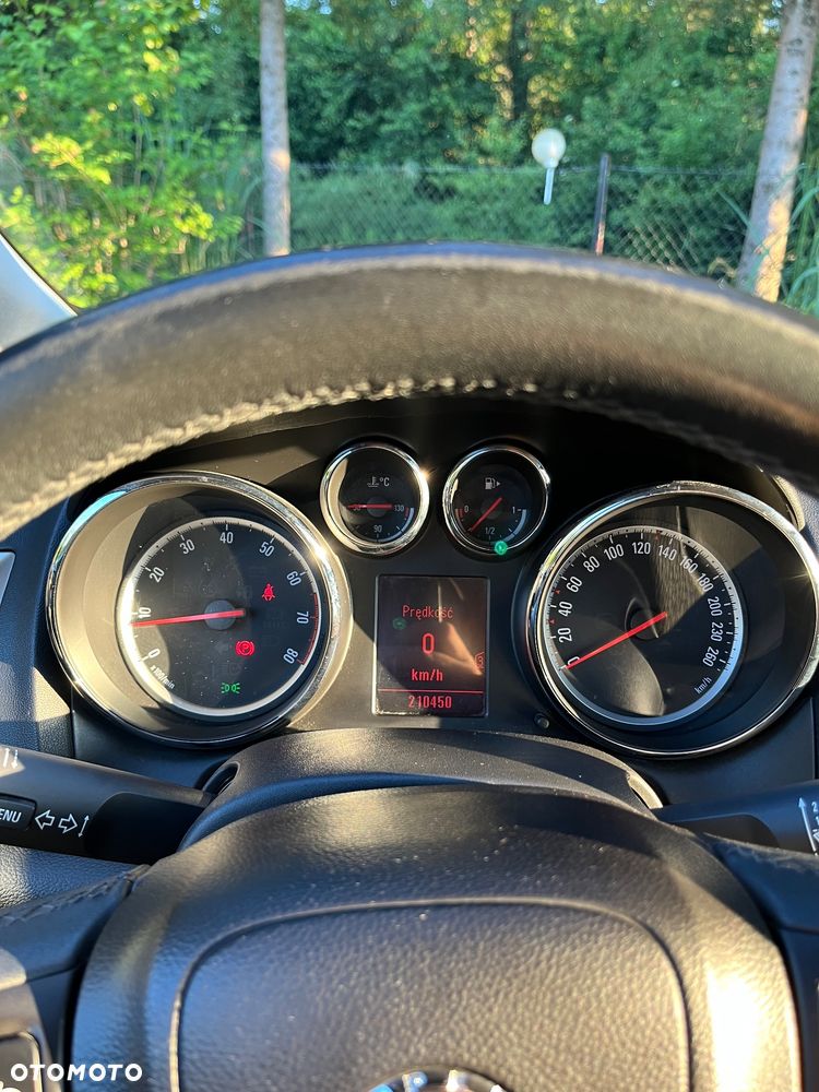 Opel Astra 1.6 - 8
