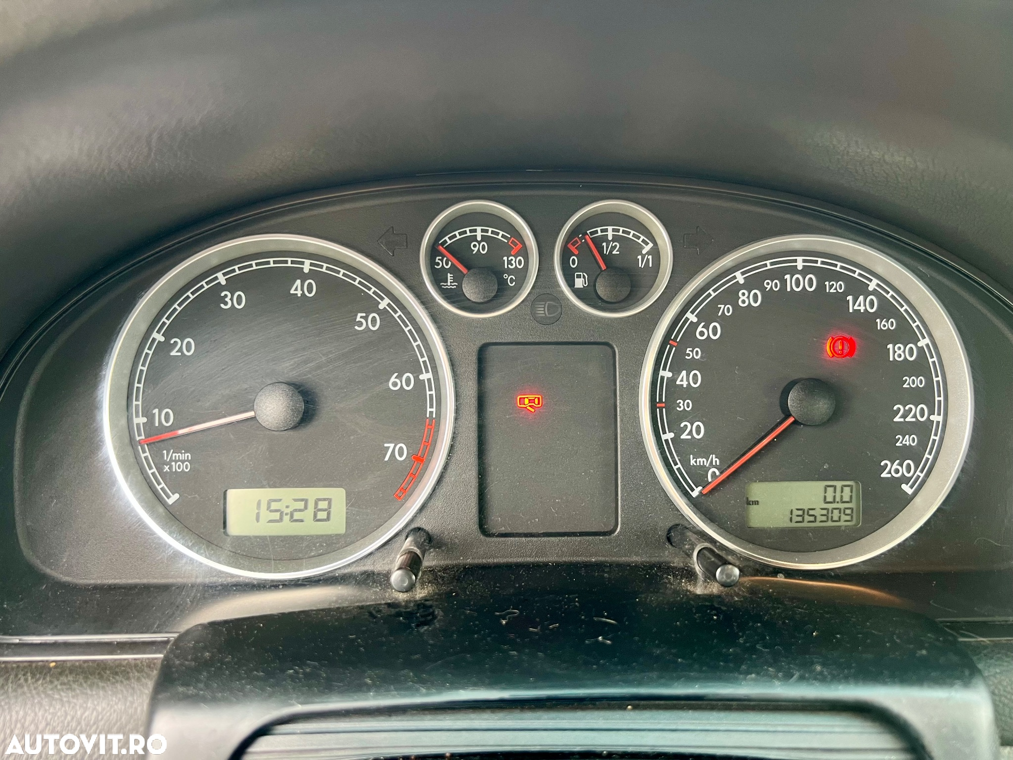 Volkswagen Passat Variant 1.8 5V Turbo Comfortline - 10