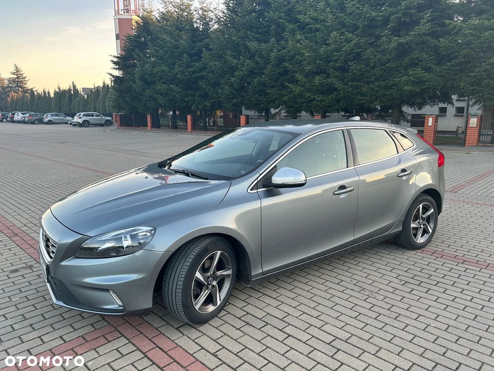 Volvo V40 D2 RDesign - 1