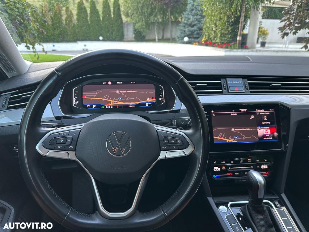 Volkswagen Passat - 13