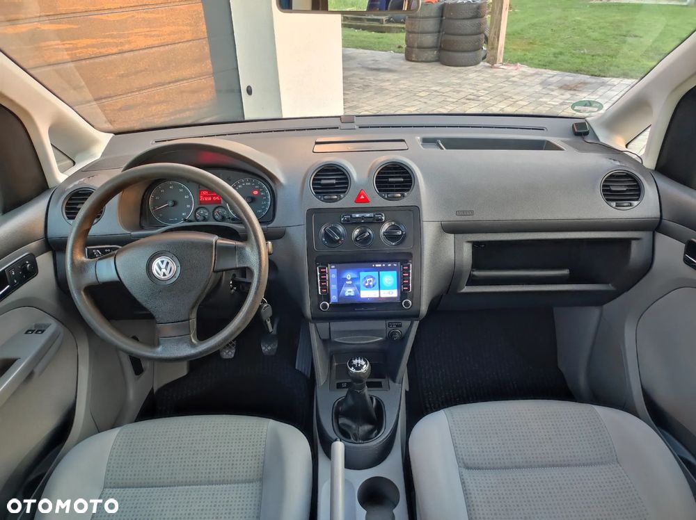 Volkswagen Caddy - 15