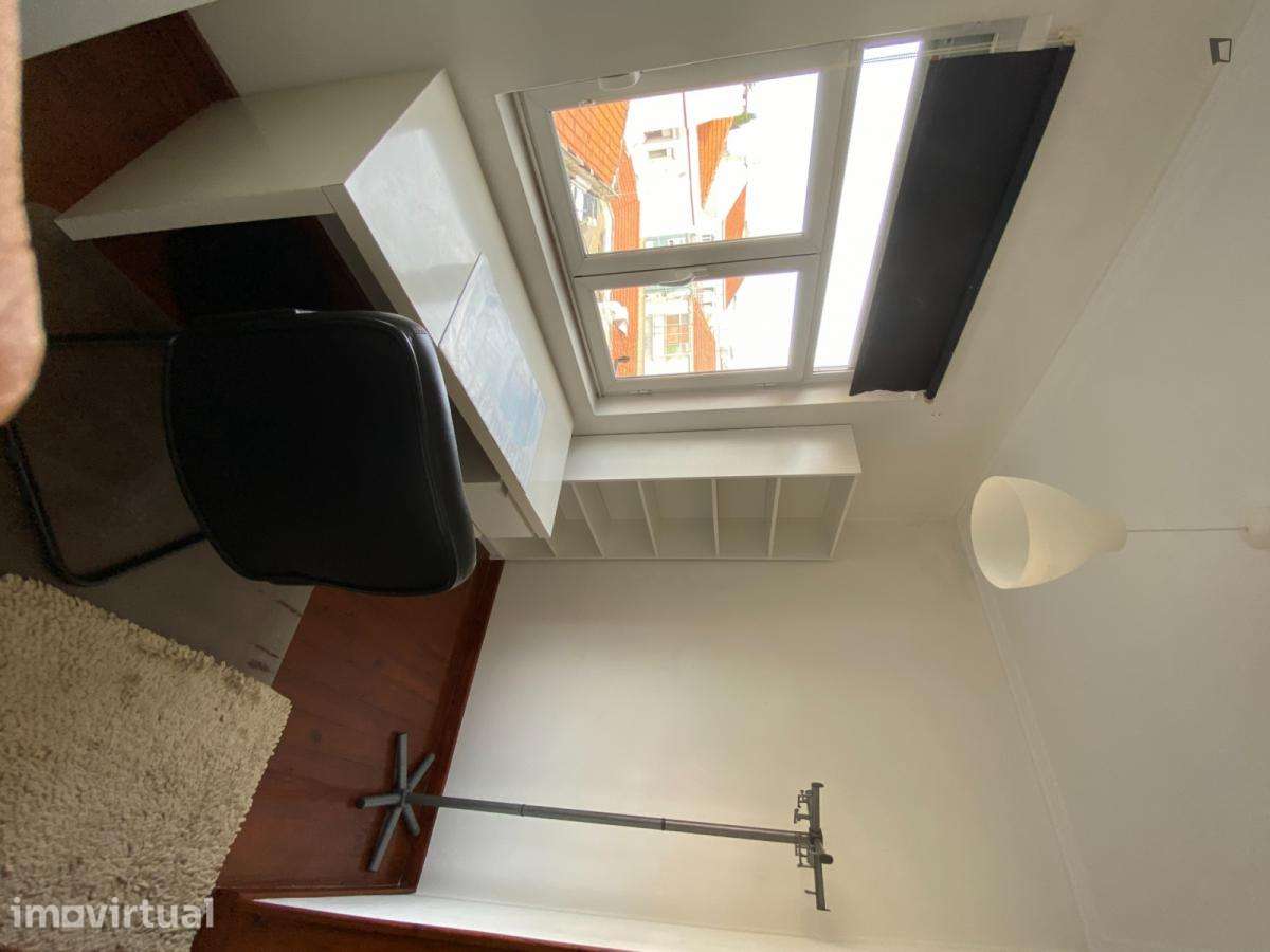 Quarto - localizado em Arroios Lisbon - Grande imagem: 5/9