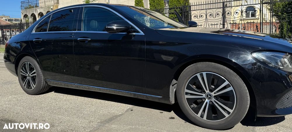 Mercedes-Benz E 300 d 9G-TRONIC Avantgarde - 3