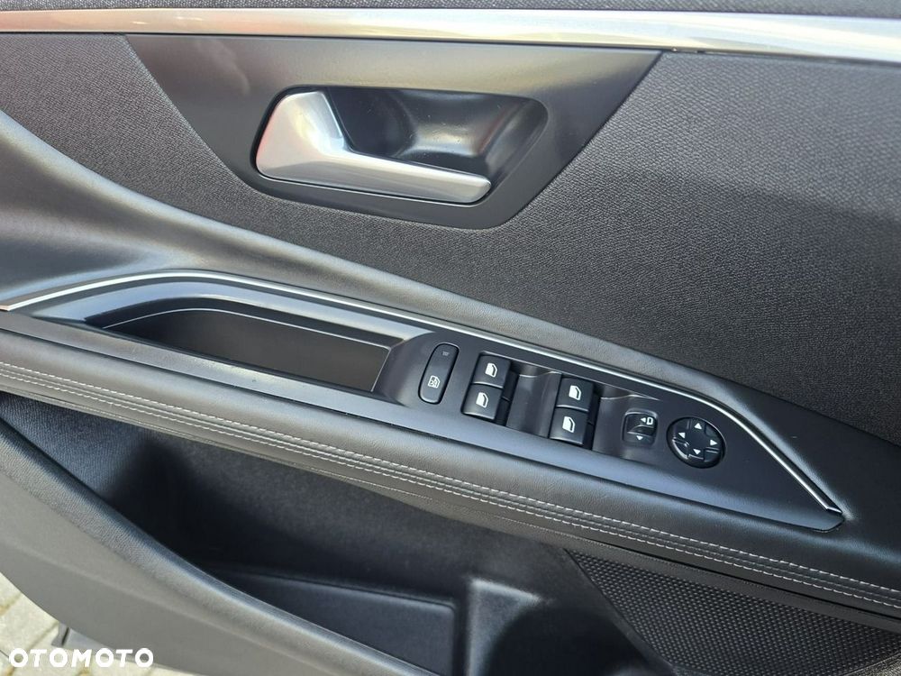 Peugeot 3008 - 25