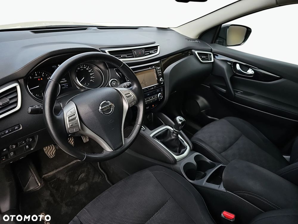 Nissan Qashqai 1.2 DIG-T N-Connecta - 4