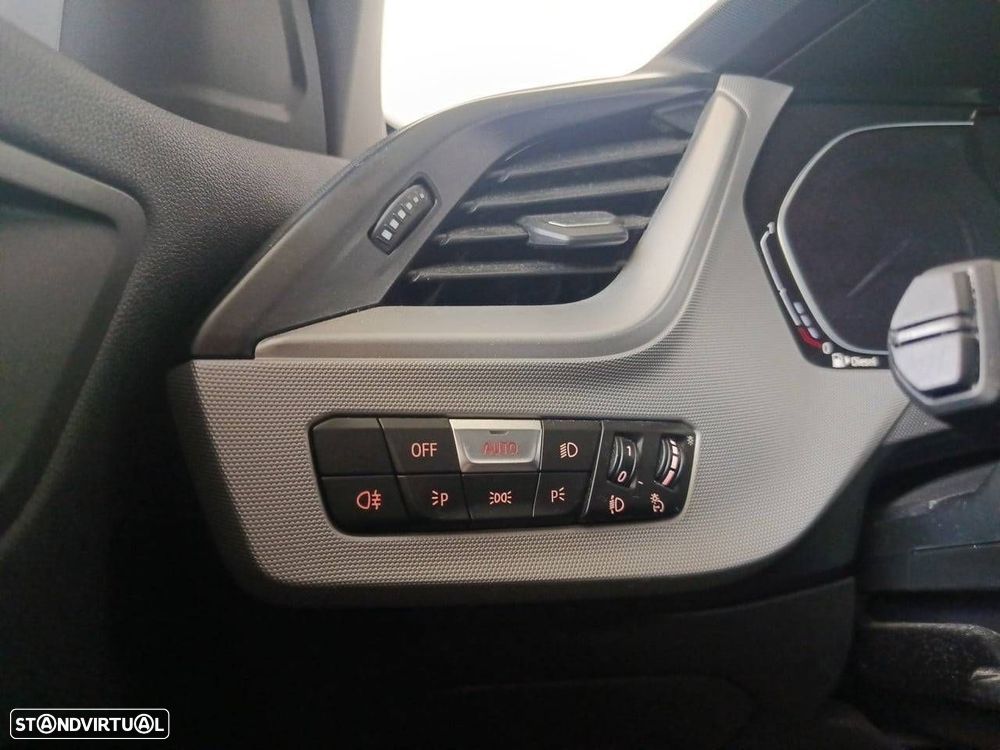 BMW 116 d Auto - 22