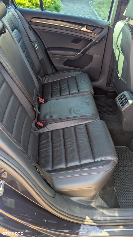 Volkswagen Golf GTI Performance BlueMotion Technology DSG - 24