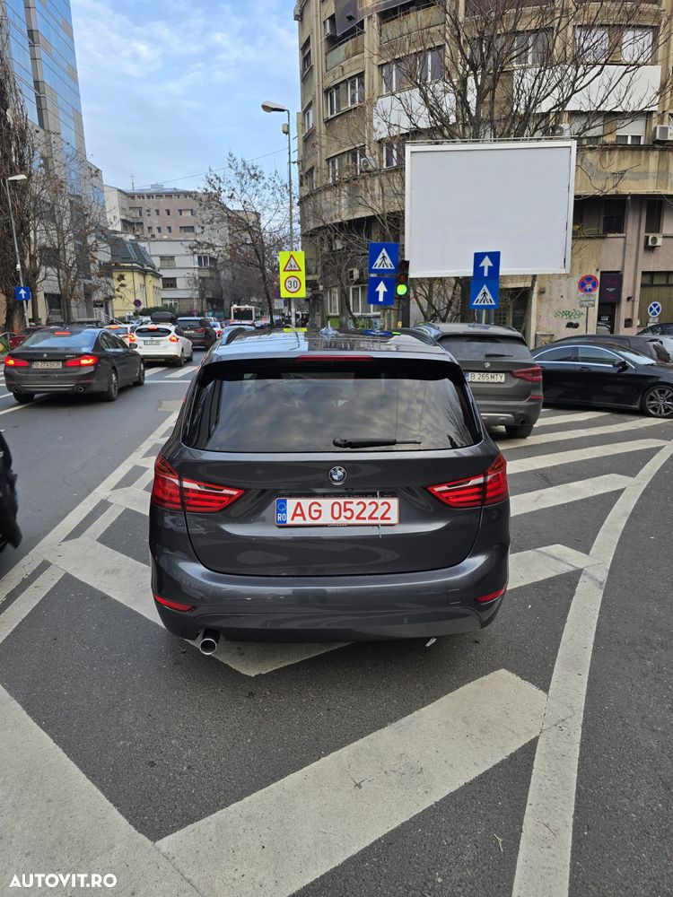BMW Seria 2 218d Gran Tourer Aut. Advantage - 2