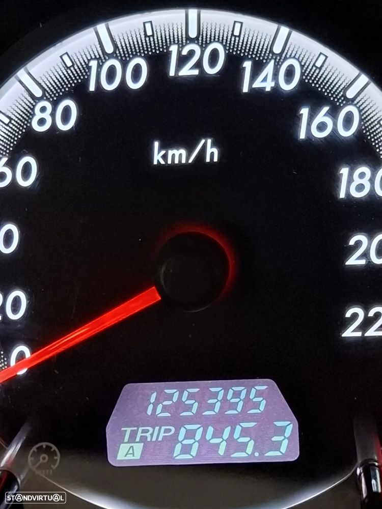 Mazda 5 MZR-CD 2.0 Comfort - 4