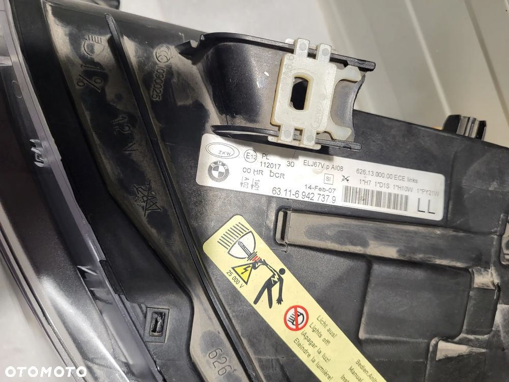 BMW 3 E90 XENON NIE SKRĘTNY KOMPLET LAMP PRZEDNICH  69427379/ 69427389 - 7