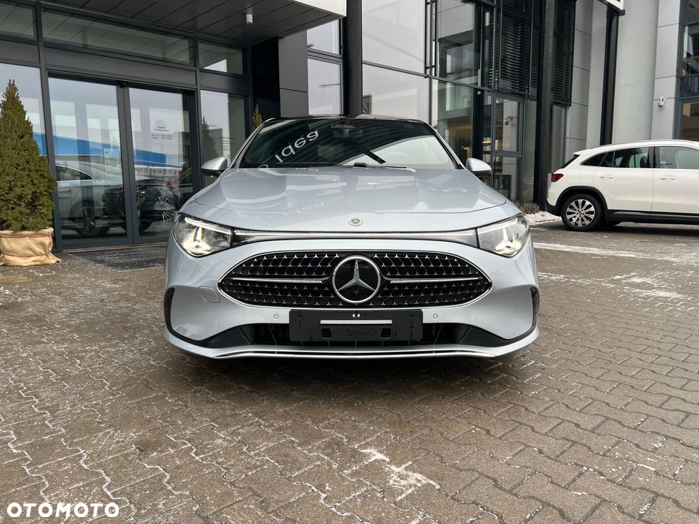 Mercedes-Benz CLA - 5