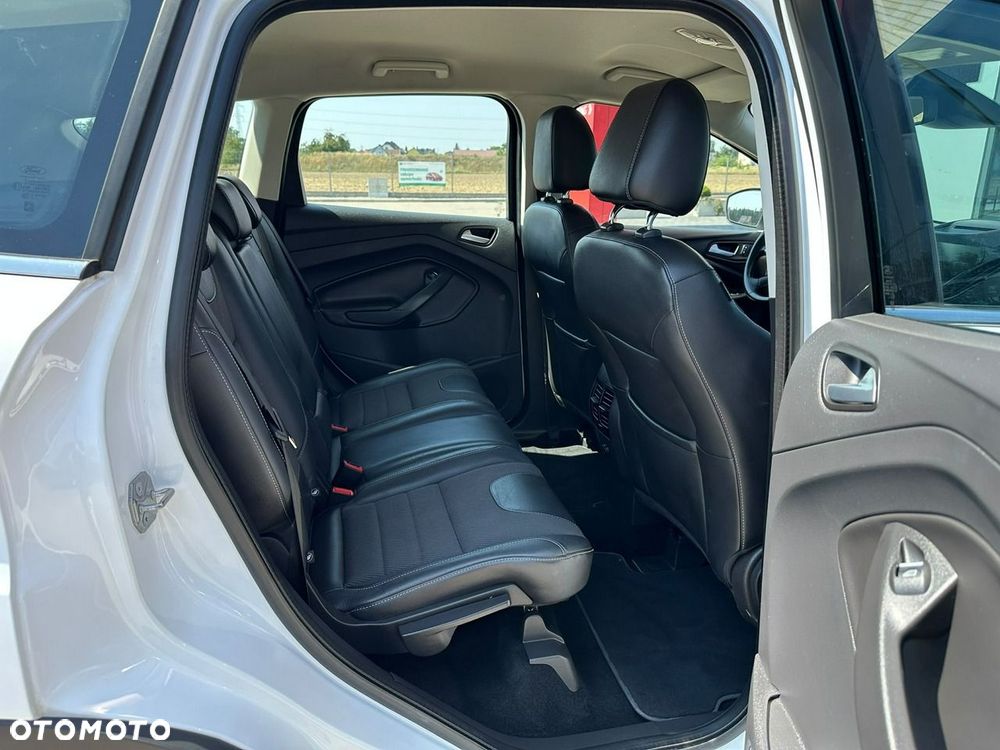 Ford Kuga 1.5 EcoBoost 2x4 Cool & Connect - 15