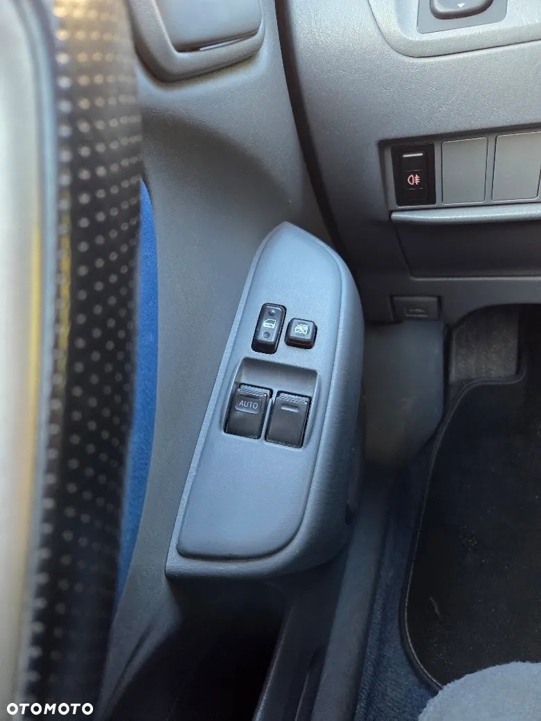 Toyota RAV4 1.8 VVT-i 4x2 - 6