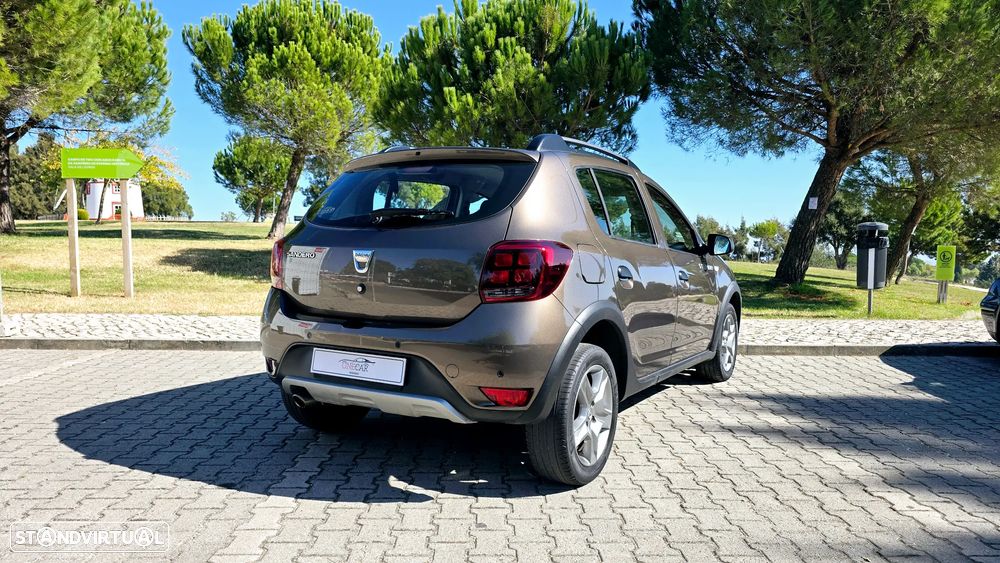 Dacia Sandero 0.9 TCe SL Stepway of Life Bi-Fuel - 4