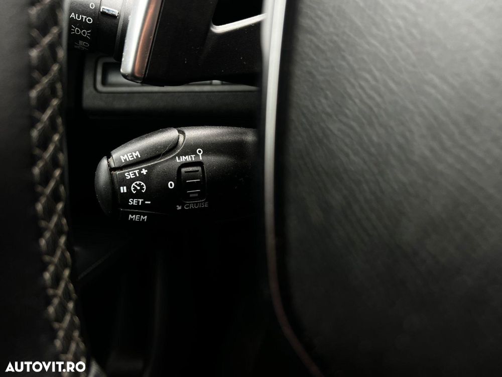 Peugeot 3008 - 25