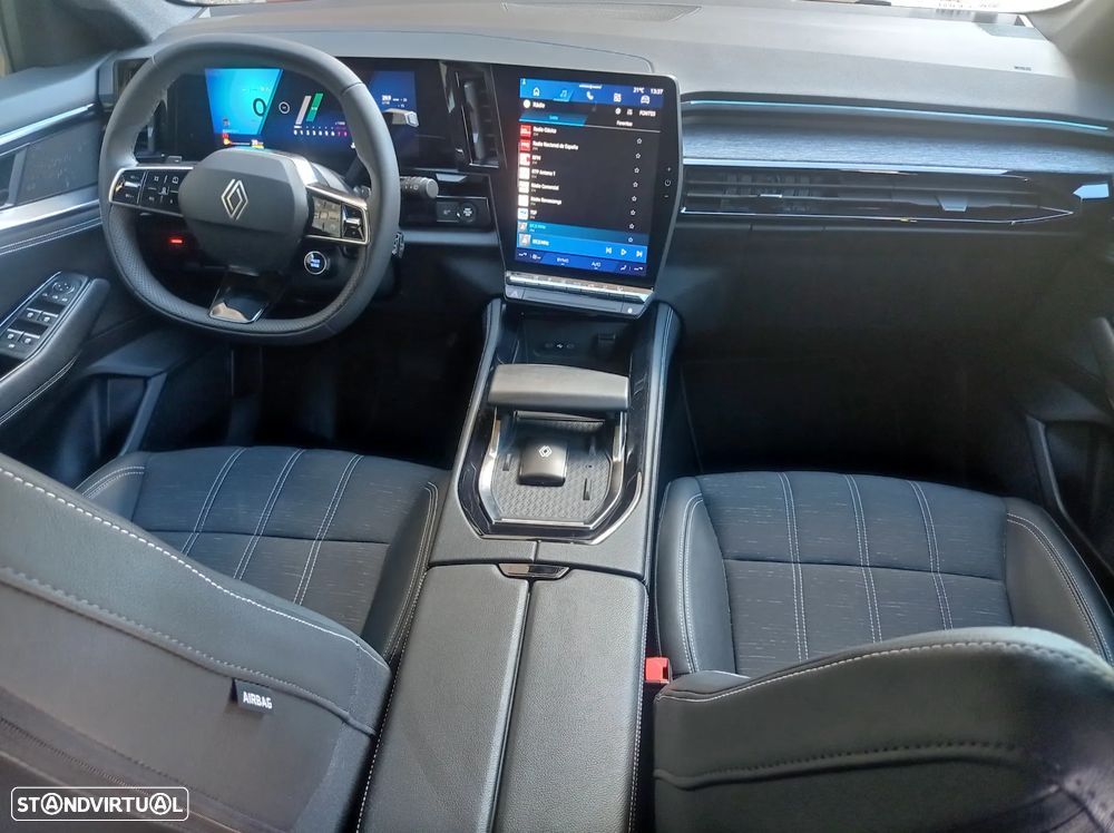 Renault Austral 1.2 E-Tech Techno - 9