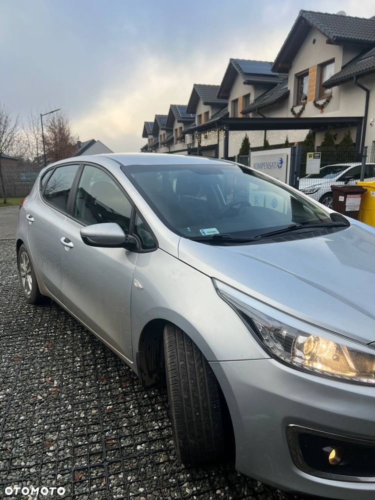 Kia Ceed 1.6 CRDi M - 3