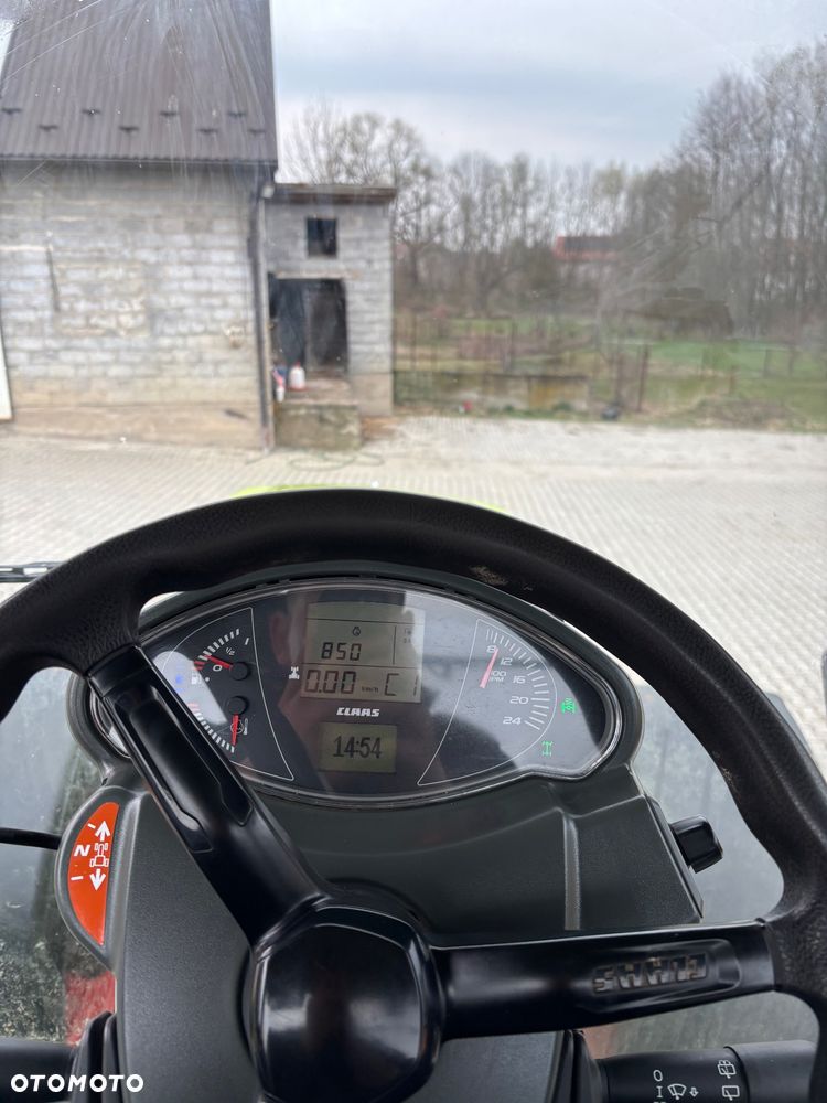 Claas Axion - 12