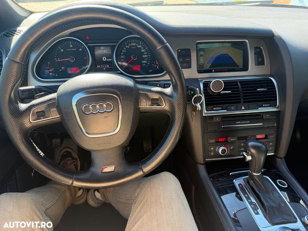 Audi Q7 - 7