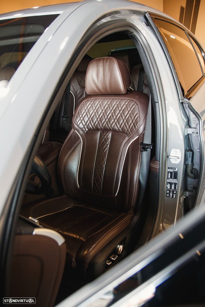 BMW 740 d xDrive Pack M Auto - 13