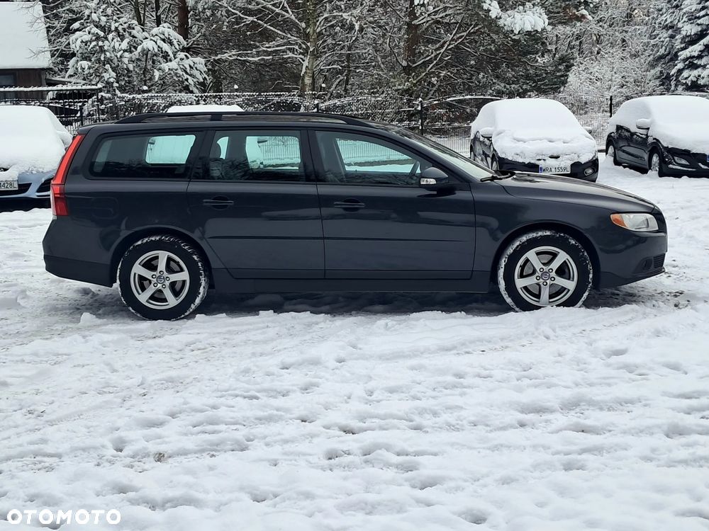Volvo V70 2.0D Momentum - 9