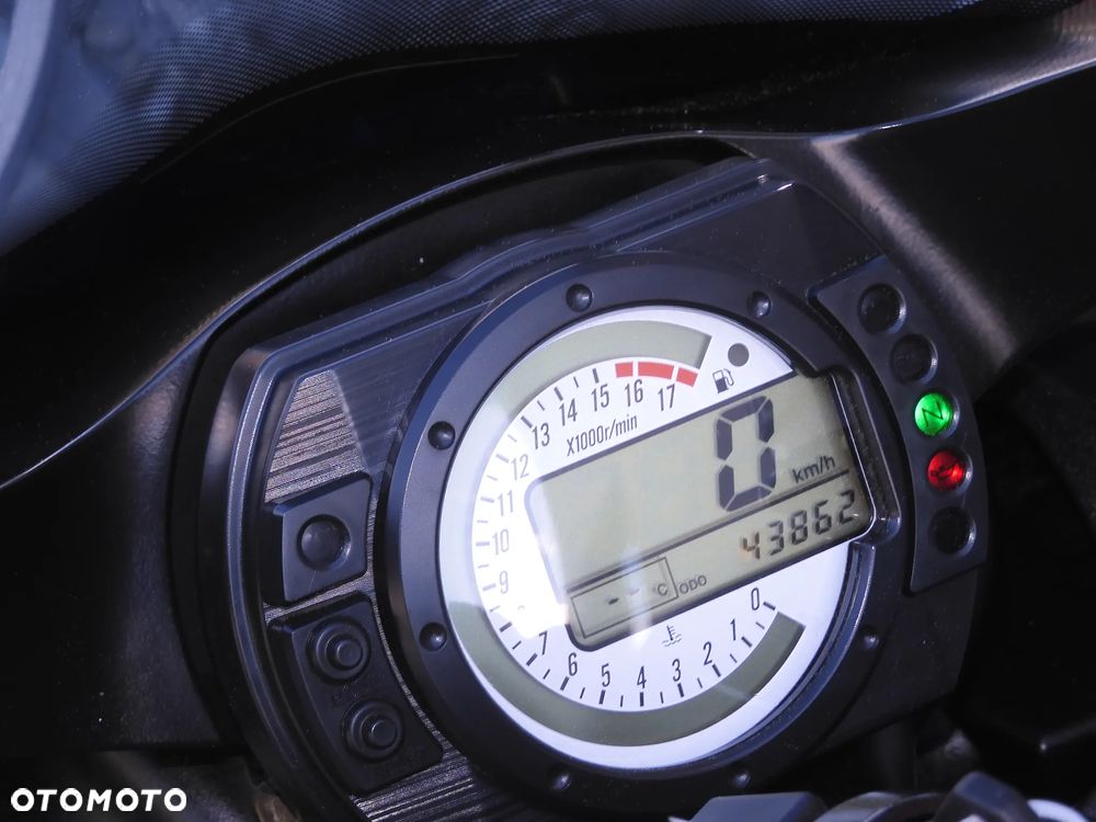 Kawasaki ZX - 32