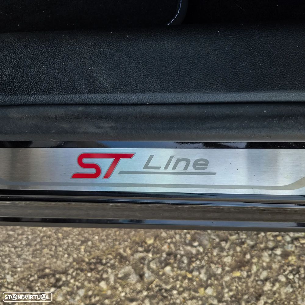 Ford Focus SW 1.5 TDCi EcoBlue ST-Line - 6