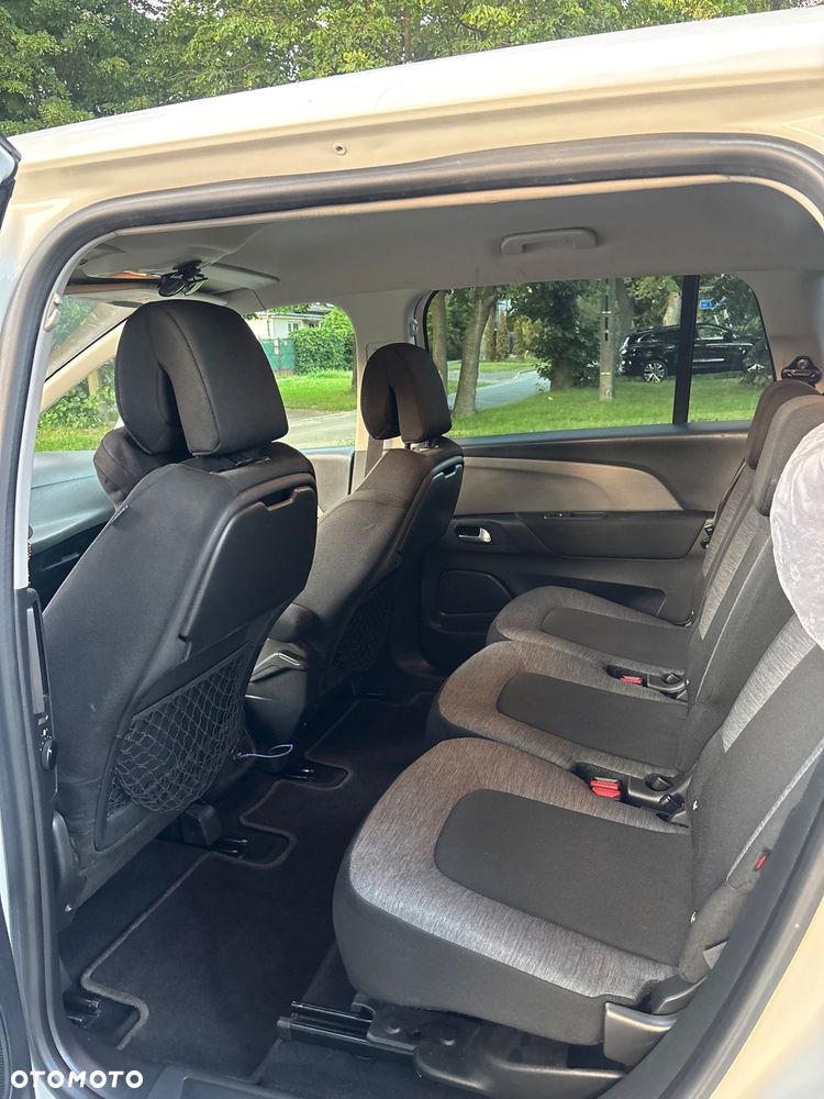 Citroën C4 Grand Picasso BlueHDi 120 FEEL - 17