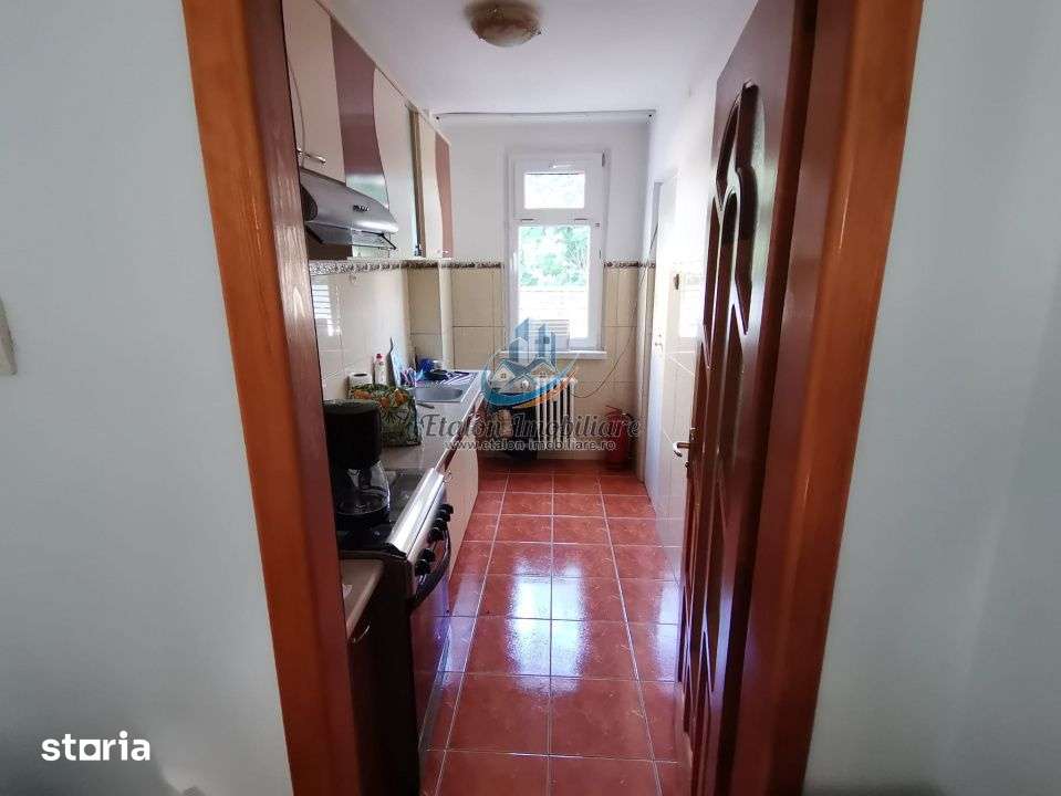 Apartament 3 camere, parter inalt, Darmanesti, ideal spatiu comercial — fotografia 1