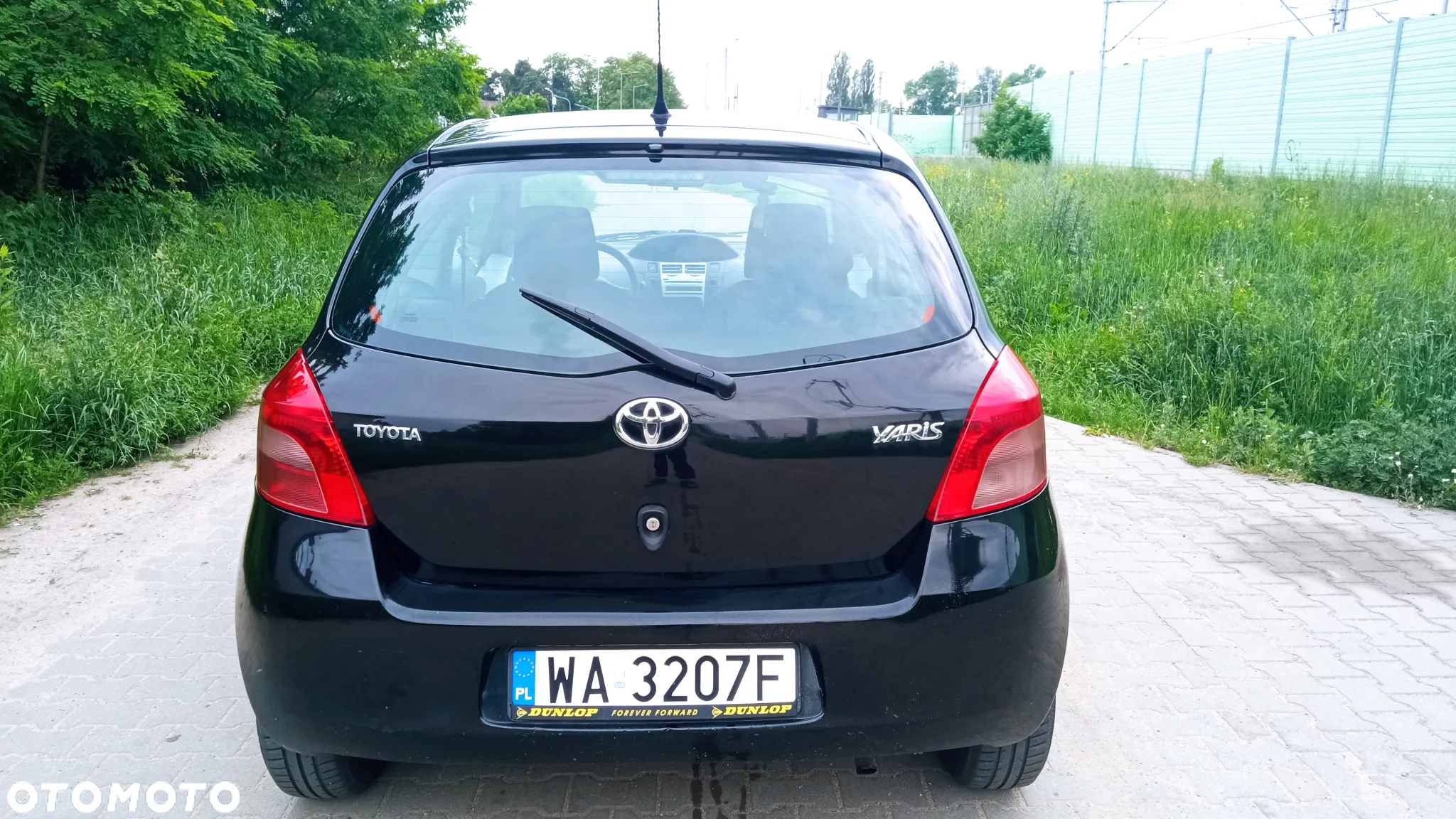 Toyota Yaris 1.0 Terra - 4