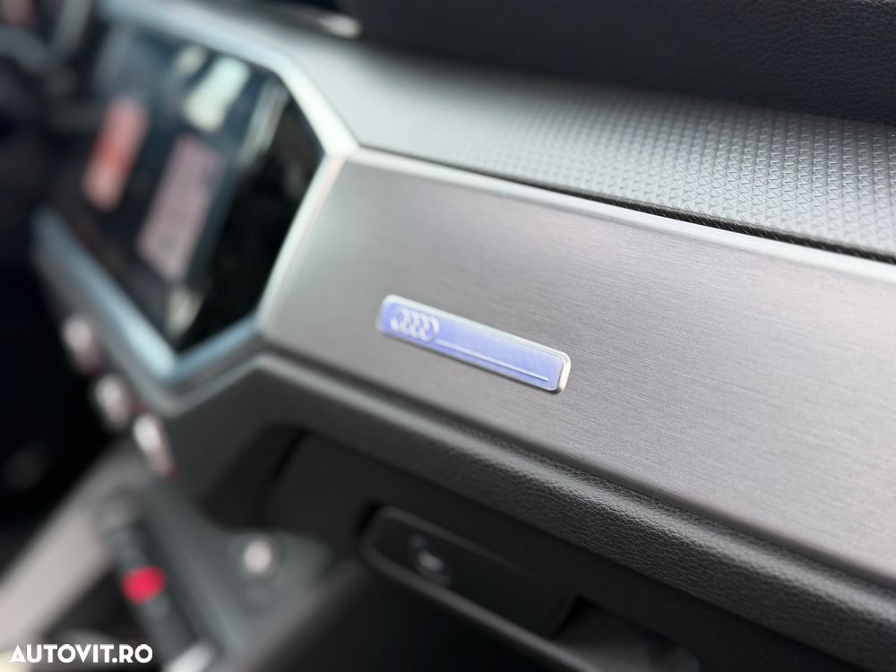 Audi Q3 45 TFSIe S tronic S line - 19