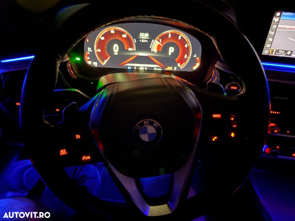 BMW 5 Series 2019 — imagine 10