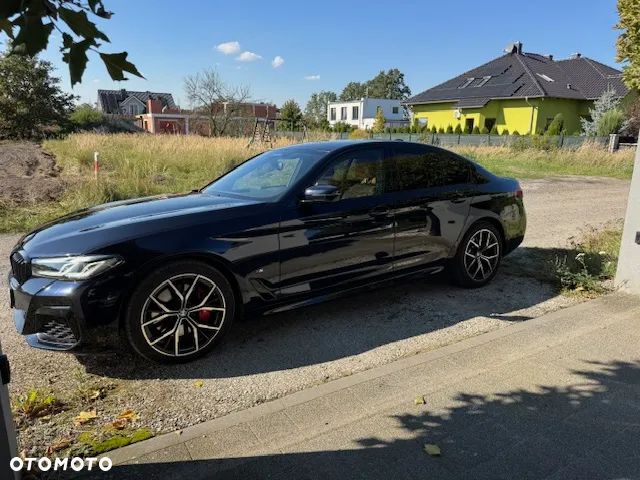 BMW Seria 5 530i xDrive mHEV M Sport sport - 8
