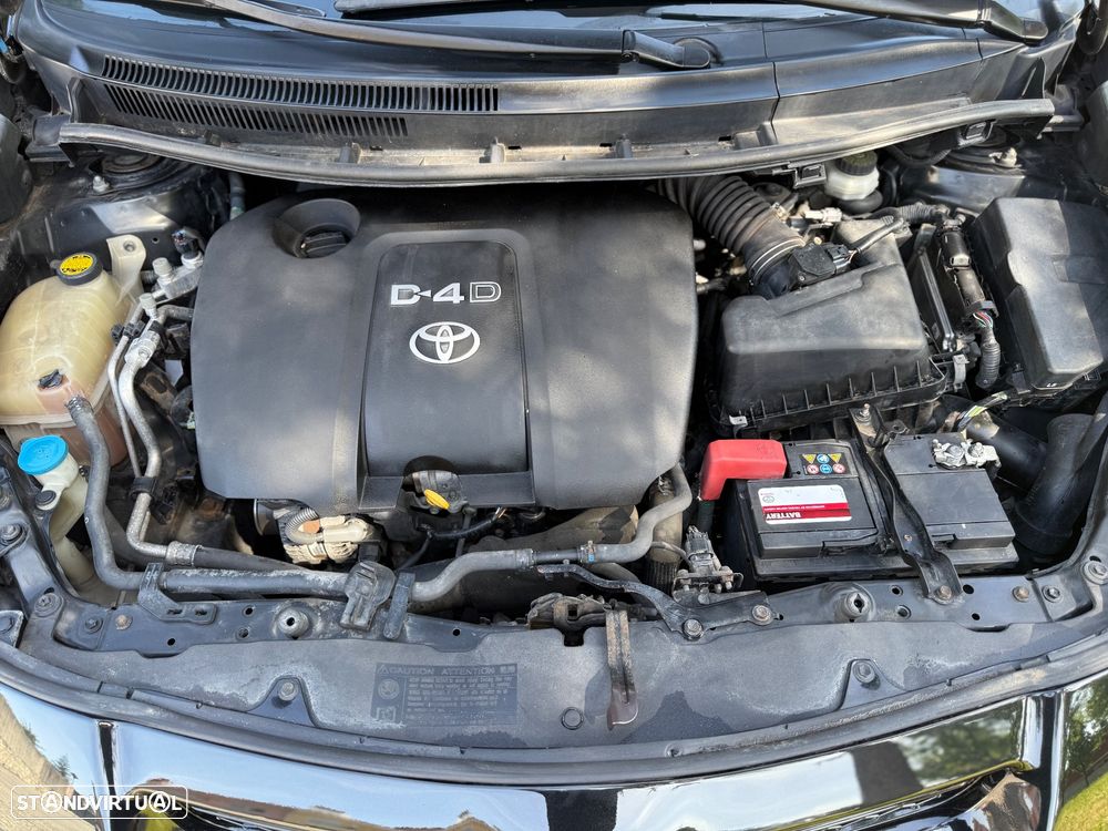 Toyota Auris 1.4 D-4D Sol - 14