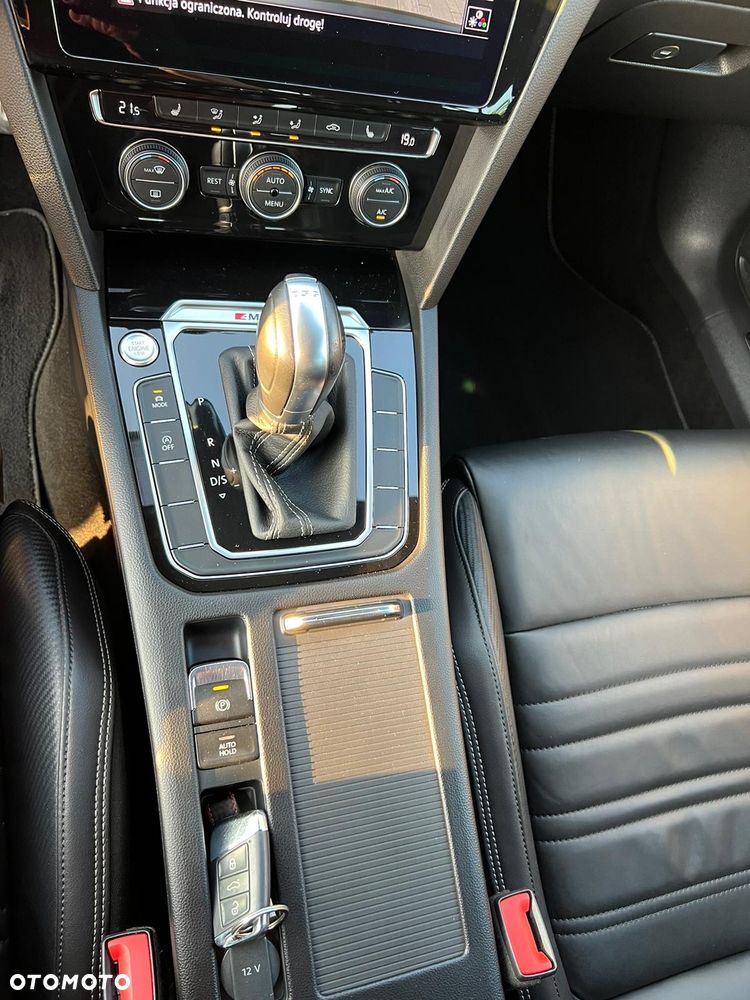 Volkswagen Passat 2.0 TSI 4Mot R-Line Edition DSG - 19