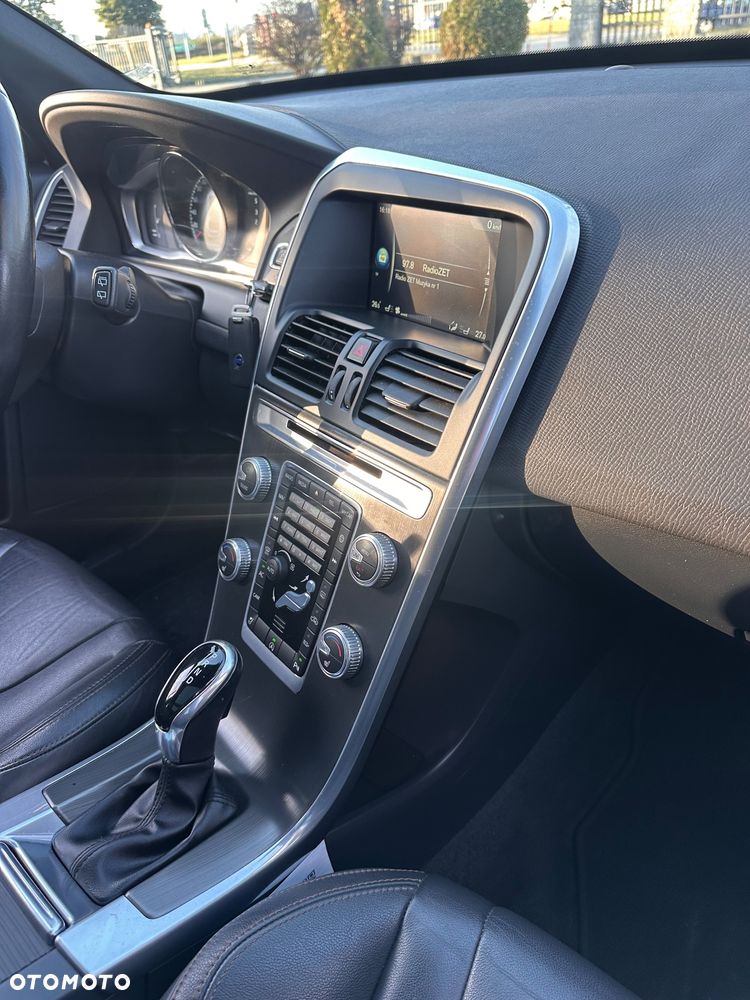Volvo XC 60 D4 Drive-E Summum - 24
