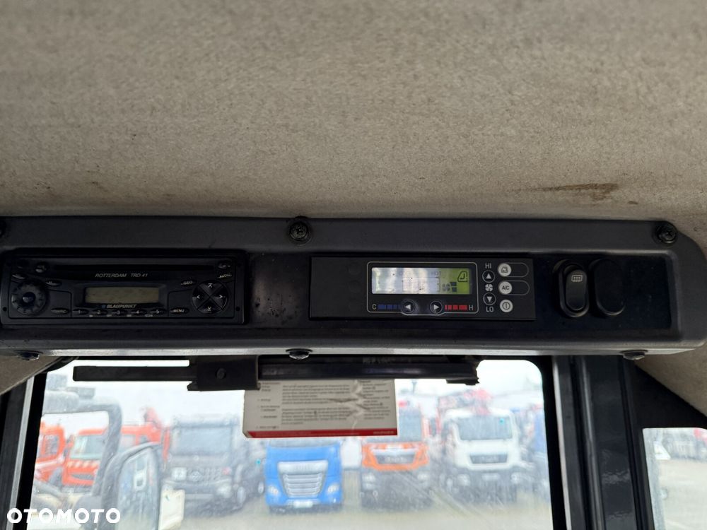 Komatsu WA 250PZ-6 - 14