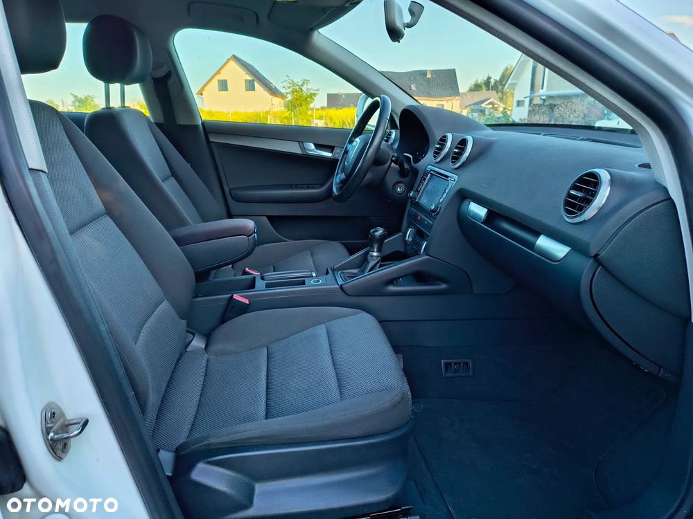 Audi A3 Sportback - 10