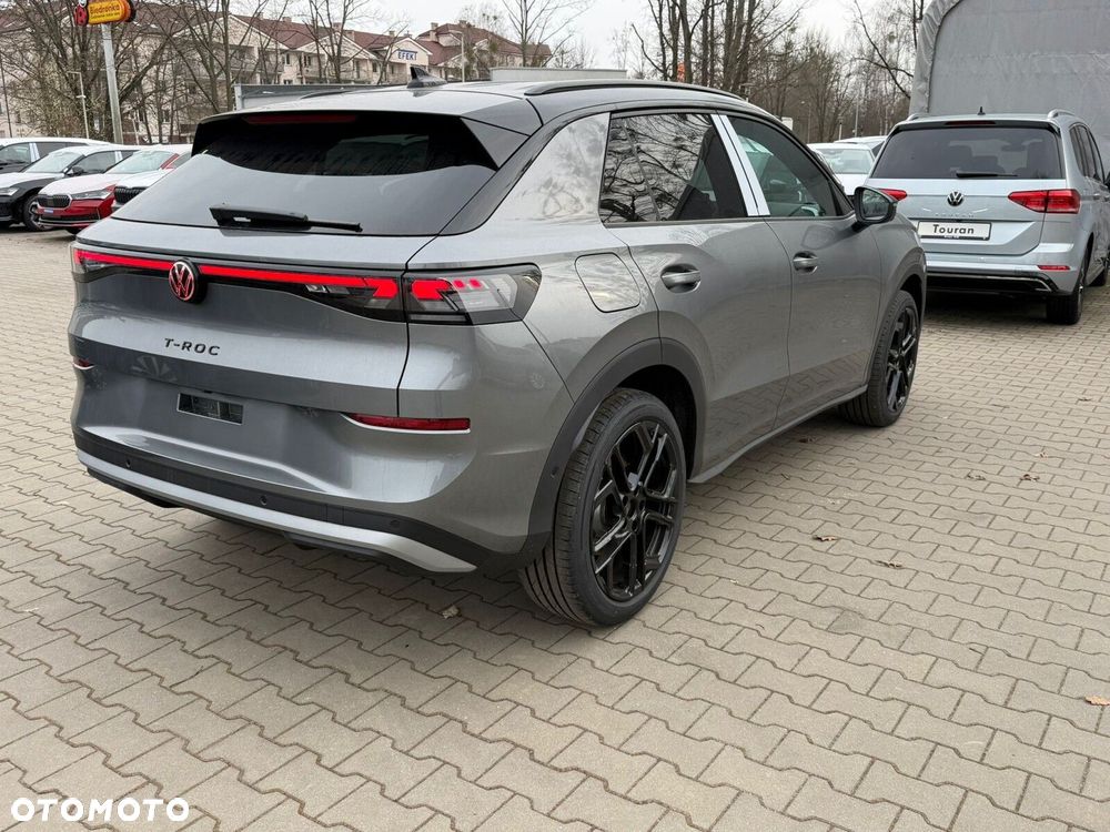 Volkswagen T-Roc - 3