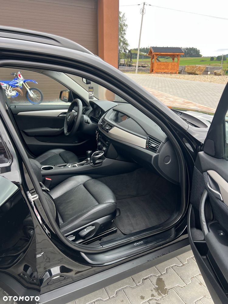 BMW X1 xDrive18d Sport Line - 25