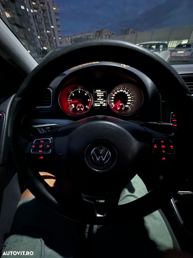 VOLKSWAGEN Golf 2011 — imagine 9