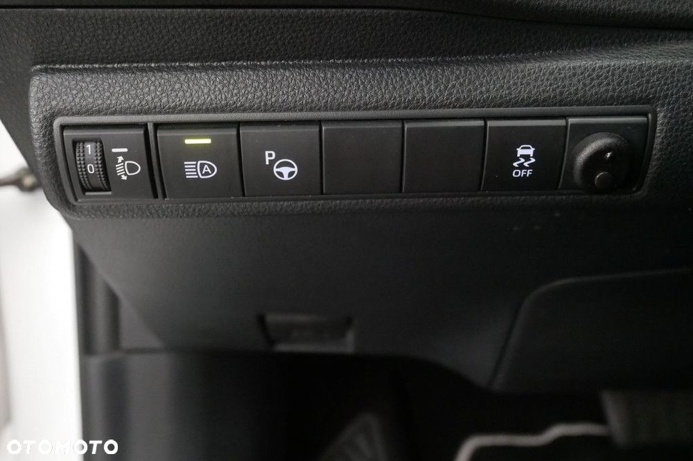 Toyota Corolla 1.8 Hybrid Comfort - 26